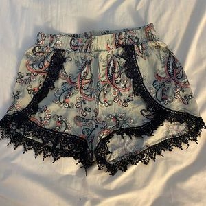 Charlotte Russe Loose Printed Shorts